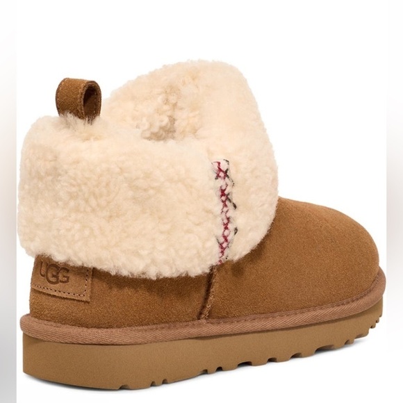 Brand new in box UGG ultra mini braid booties size 8 - Picture 5 of 9
